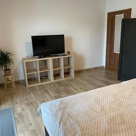 Zupanovice Apartment Dobris