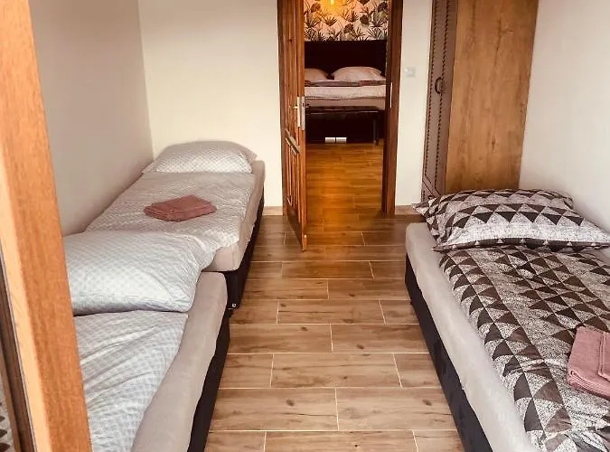 Zupanovice Apartament Dobris