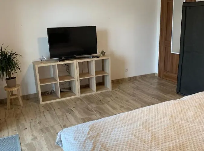 Zupanovice Apartament Dobris